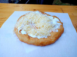 Balatonakarattyai Lángos gyűjtemény